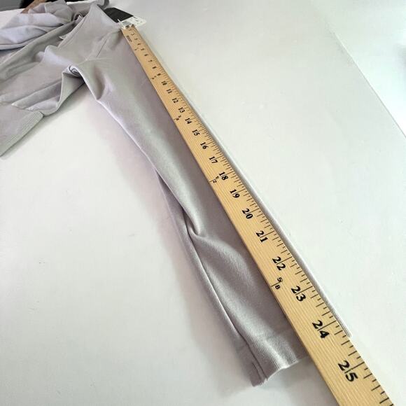 Reebok Nature-X NEW Deep V-Neck Crop Top Sz L Lavender Rib Knit Waist Stretch - Picture 10 of 12